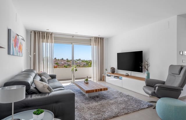 3 soveværelse Villa til salg i La Marina, Elche / Elx med swimmingpool - € 595.000 (Ref: 9852120)