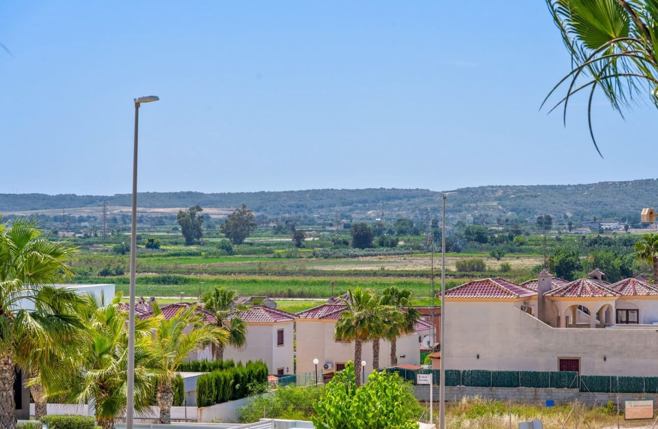 3 soveværelse Villa til salg i La Marina med swimmingpool - € 595.000 (Ref: 9852120)
