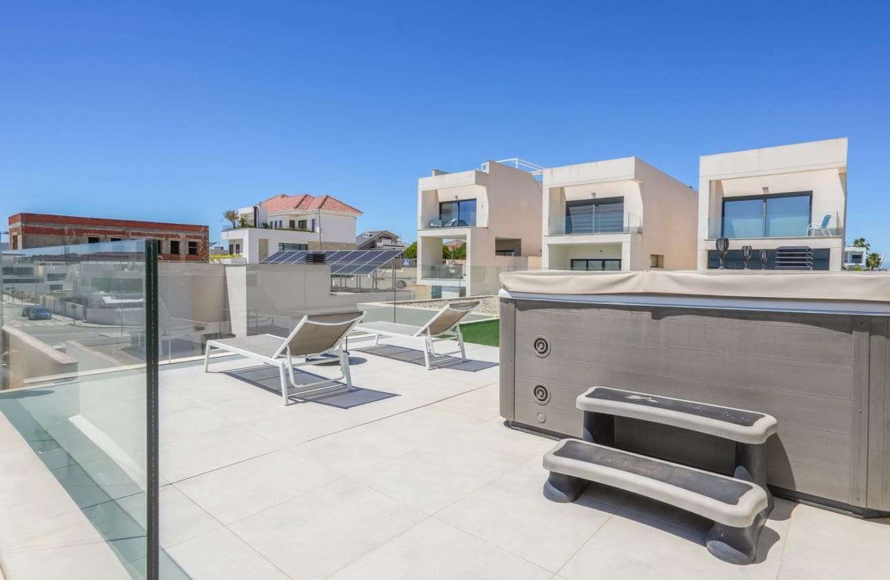 4 camera da letto Villa in vendita in Benijofar con piscina - 690.000 € (Rif: 9852121)