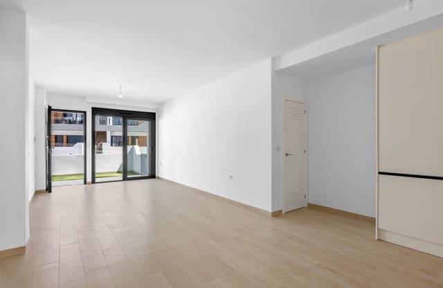 2 slaapkamer Appartement te koop in San Miguel de Salinas met zwembad - € 229.000 (Ref: 9852122)