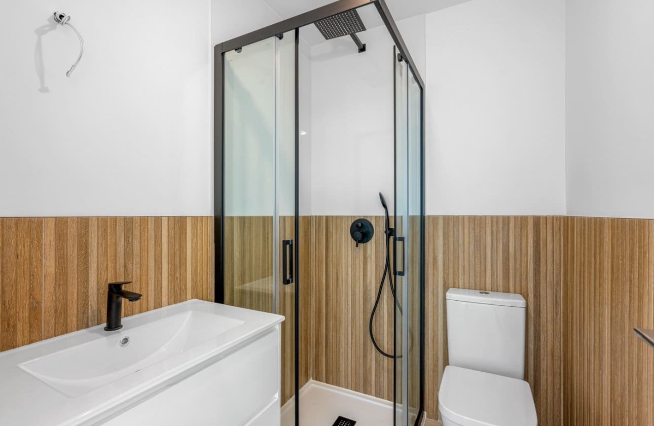 2 slaapkamer Appartement te koop in San Miguel de Salinas met zwembad - € 229.000 (Ref: 9852122)