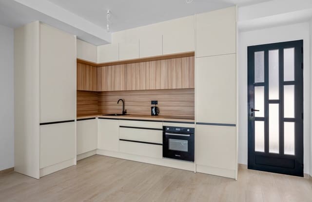2 slaapkamer Appartement te koop in San Miguel de Salinas met zwembad - € 229.000 (Ref: 9852122)