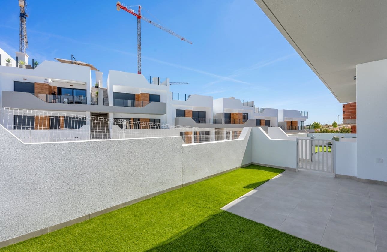 2 slaapkamer Appartement te koop in San Miguel de Salinas met zwembad - € 229.000 (Ref: 9852122)