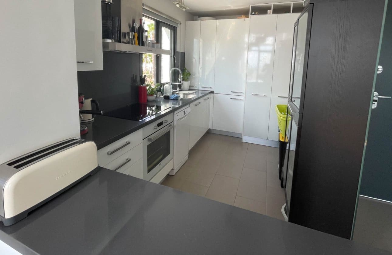 Ático de 3 habitaciones en Orihuela Costa en venta con piscina - 385.000 € (Ref: 9862190)