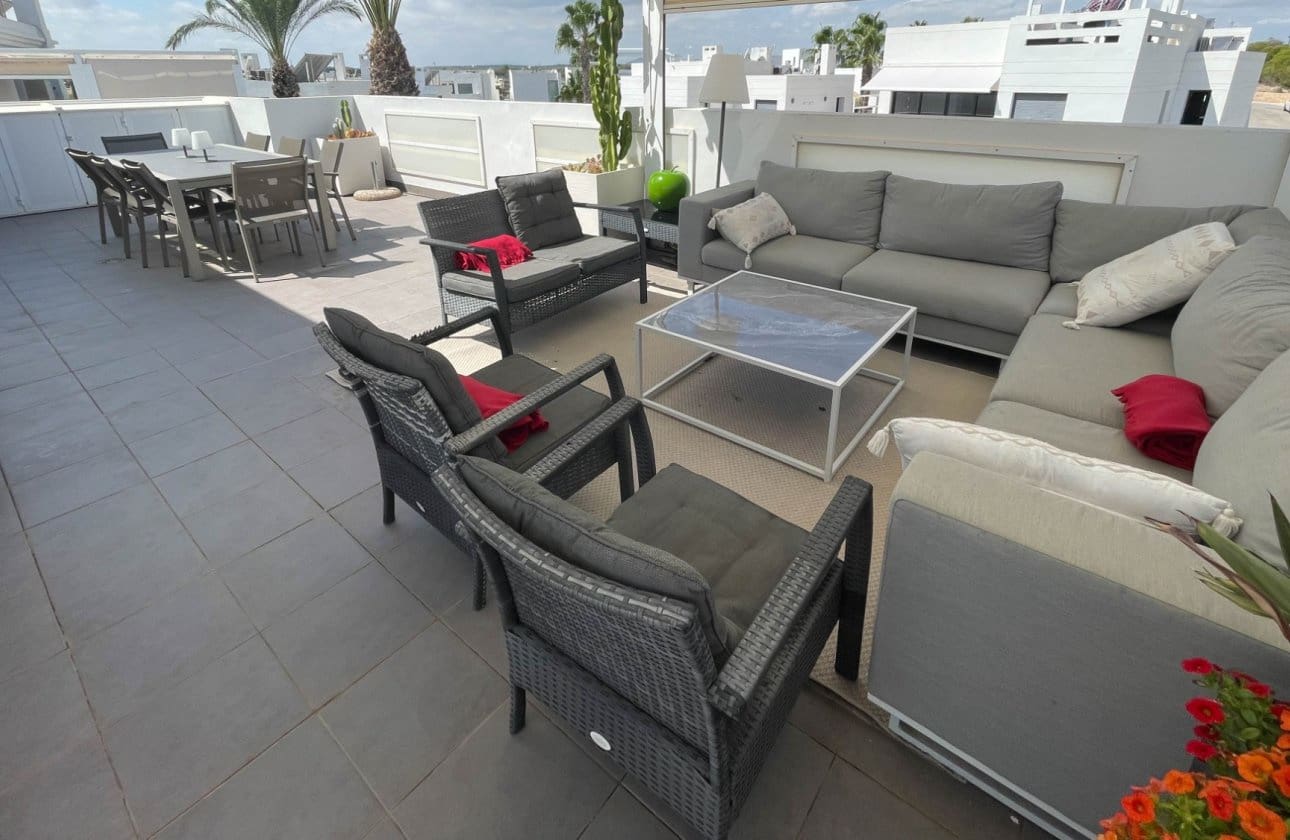 Ático de 3 habitaciones en Orihuela Costa en venta con piscina - 385.000 € (Ref: 9862190)