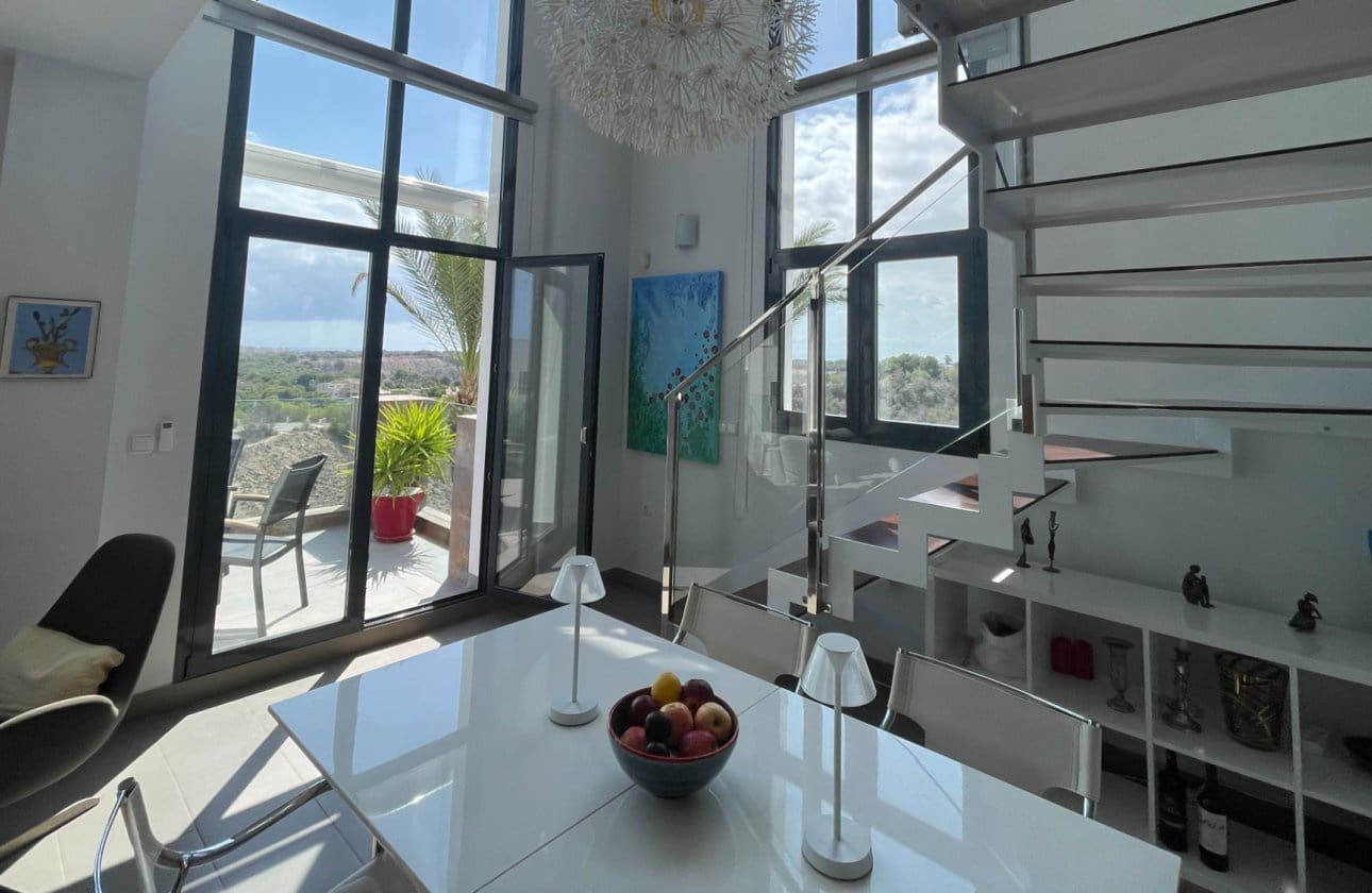 Ático de 3 habitaciones en Orihuela Costa en venta con piscina - 385.000 € (Ref: 9862190)