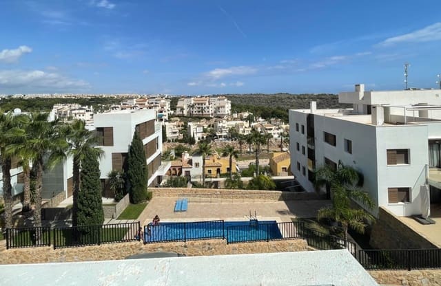 Ático de 3 habitaciones en Lomas de Campoamor - Las Ramblas, Orihuela en venta con piscina - 385.000 € (Ref: 9862190)