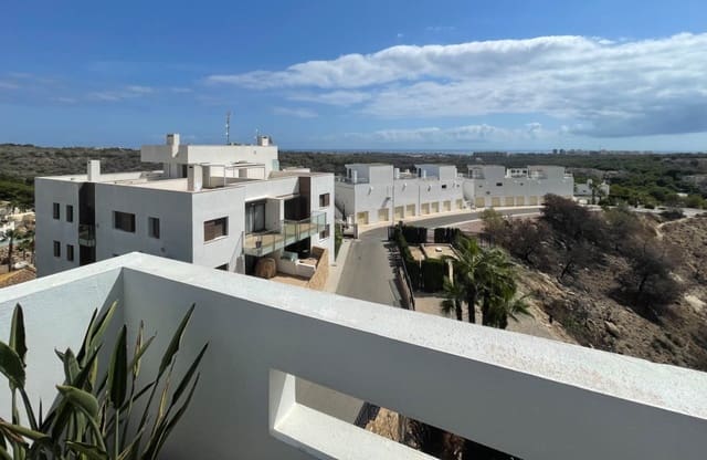 Ático de 3 habitaciones en Lomas de Campoamor - Las Ramblas, Orihuela en venta con piscina - 385.000 € (Ref: 9862190)