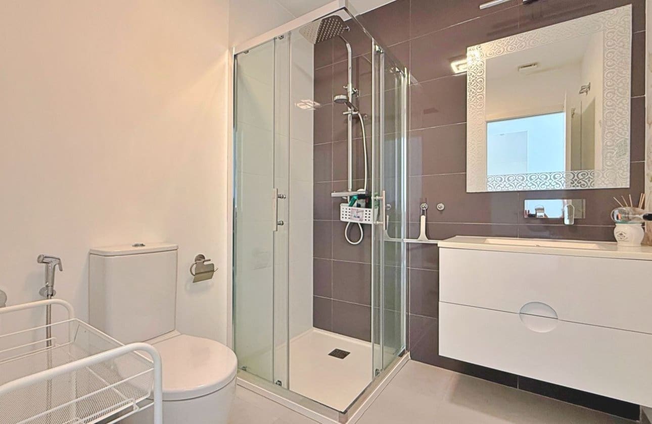 3 bedroom Penthouse for sale in Torre de la Horadada with pool garage - € 365,000 (Ref: 9862191)
