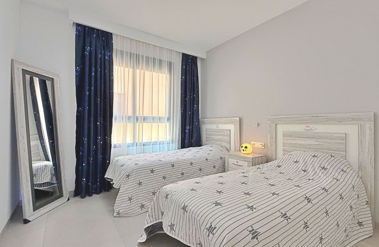 3 bedroom Penthouse for sale in Torre de la Horadada with pool garage - € 365,000 (Ref: 9862191)