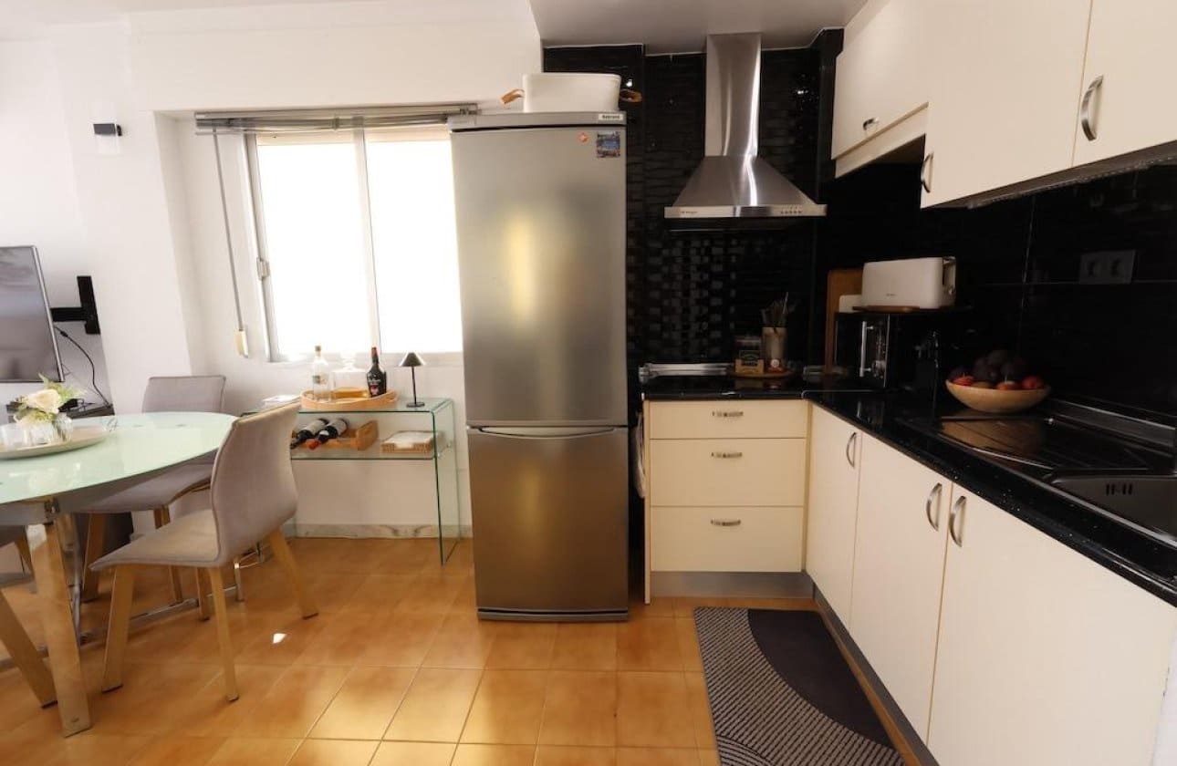 1 quarto Apartamento para venda em La Veleta - 145 000 € (Ref: 9862195)