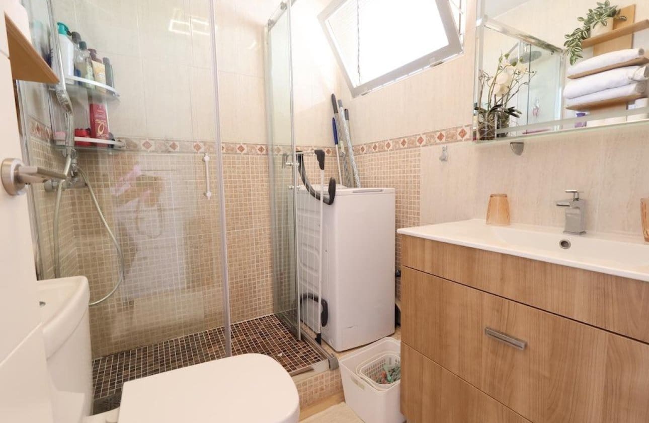 1 quarto Apartamento para venda em La Veleta - 145 000 € (Ref: 9862195)