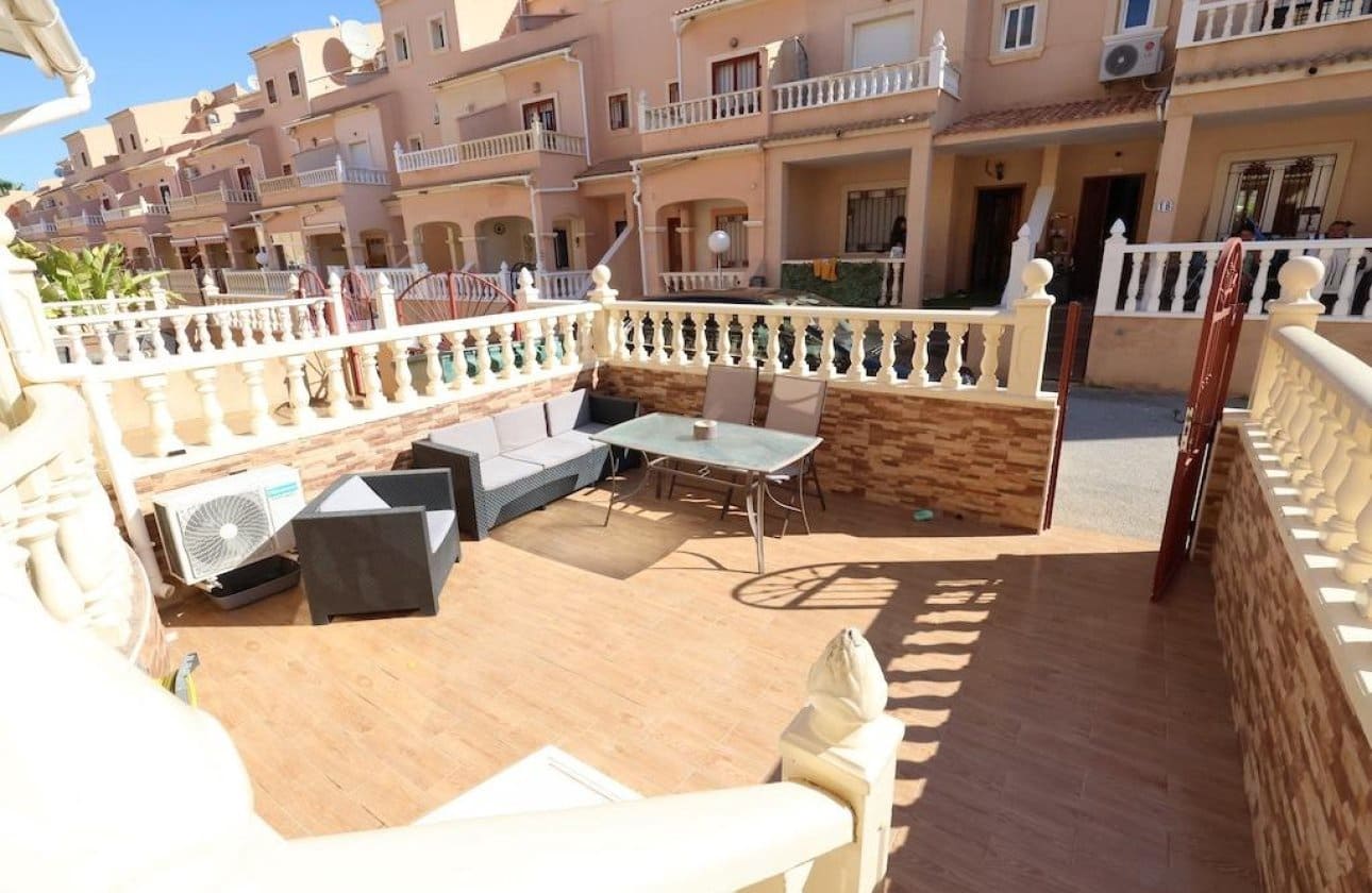 3 sypialnia Apartament na sprzedaż w La Zenia z basenem - 285 000 € (Ref: 9868939)