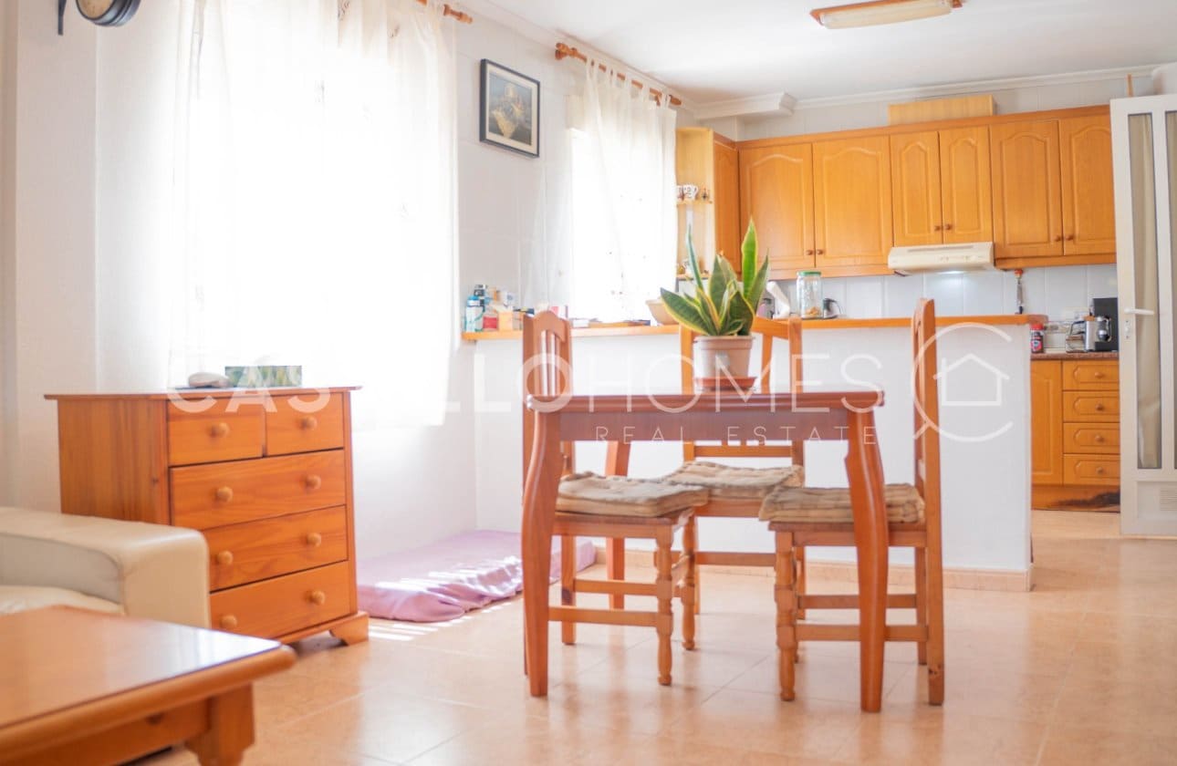 3 chambre Bungalow à vendre à La Florida avec piscine - 196 999 € (Ref: 9868940)