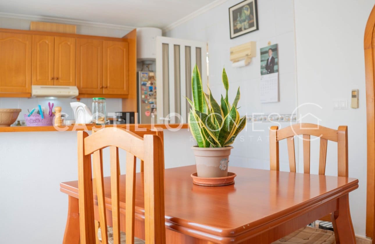 3 chambre Bungalow à vendre à La Florida avec piscine - 196 999 € (Ref: 9868940)
