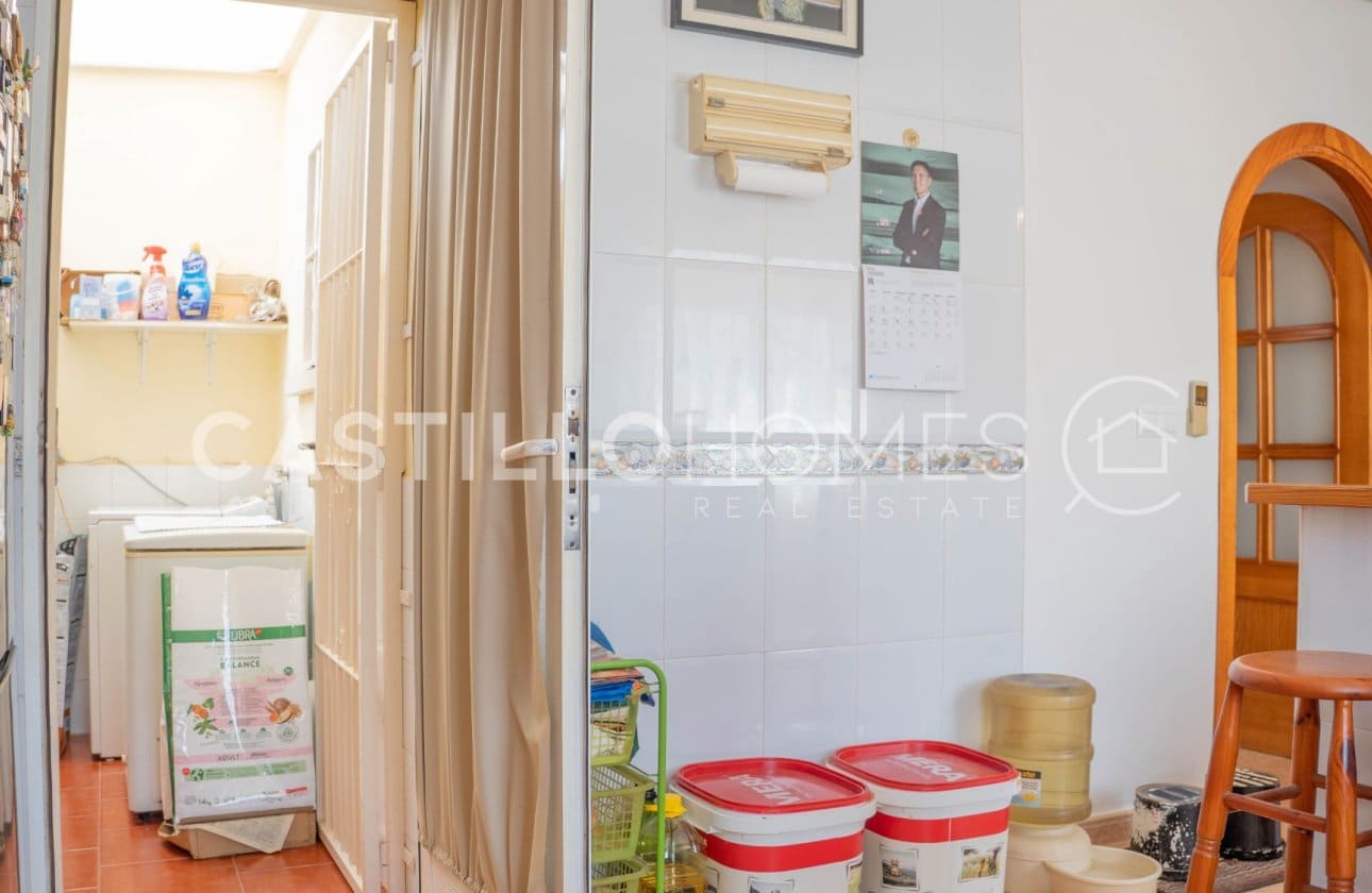 3 chambre Bungalow à vendre à La Florida avec piscine - 196 999 € (Ref: 9868940)