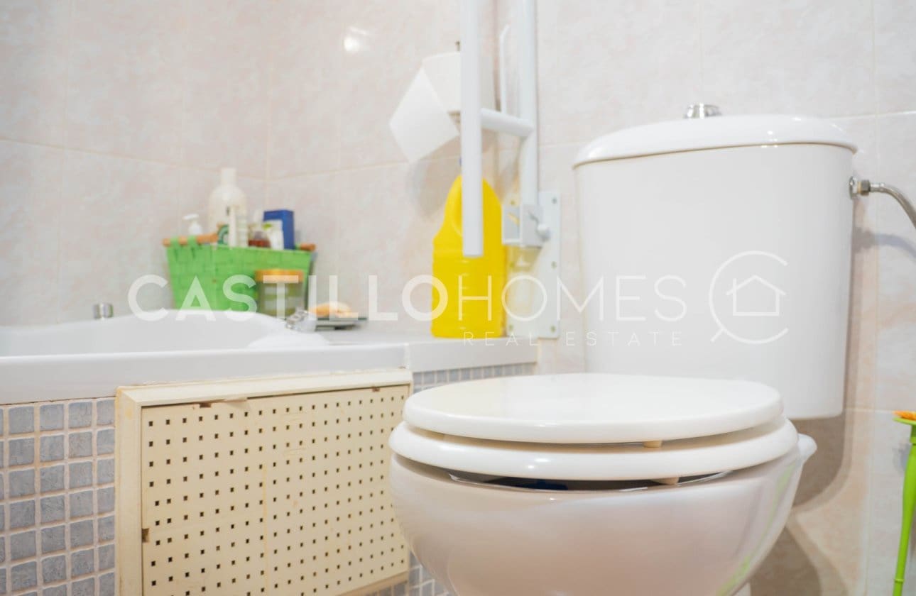 3 chambre Bungalow à vendre à La Florida avec piscine - 196 999 € (Ref: 9868940)
