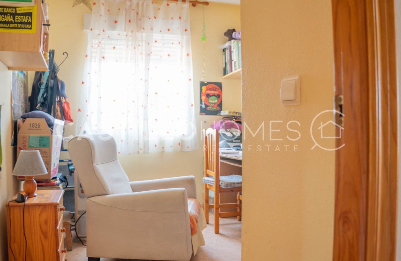 3 chambre Bungalow à vendre à La Florida avec piscine - 196 999 € (Ref: 9868940)