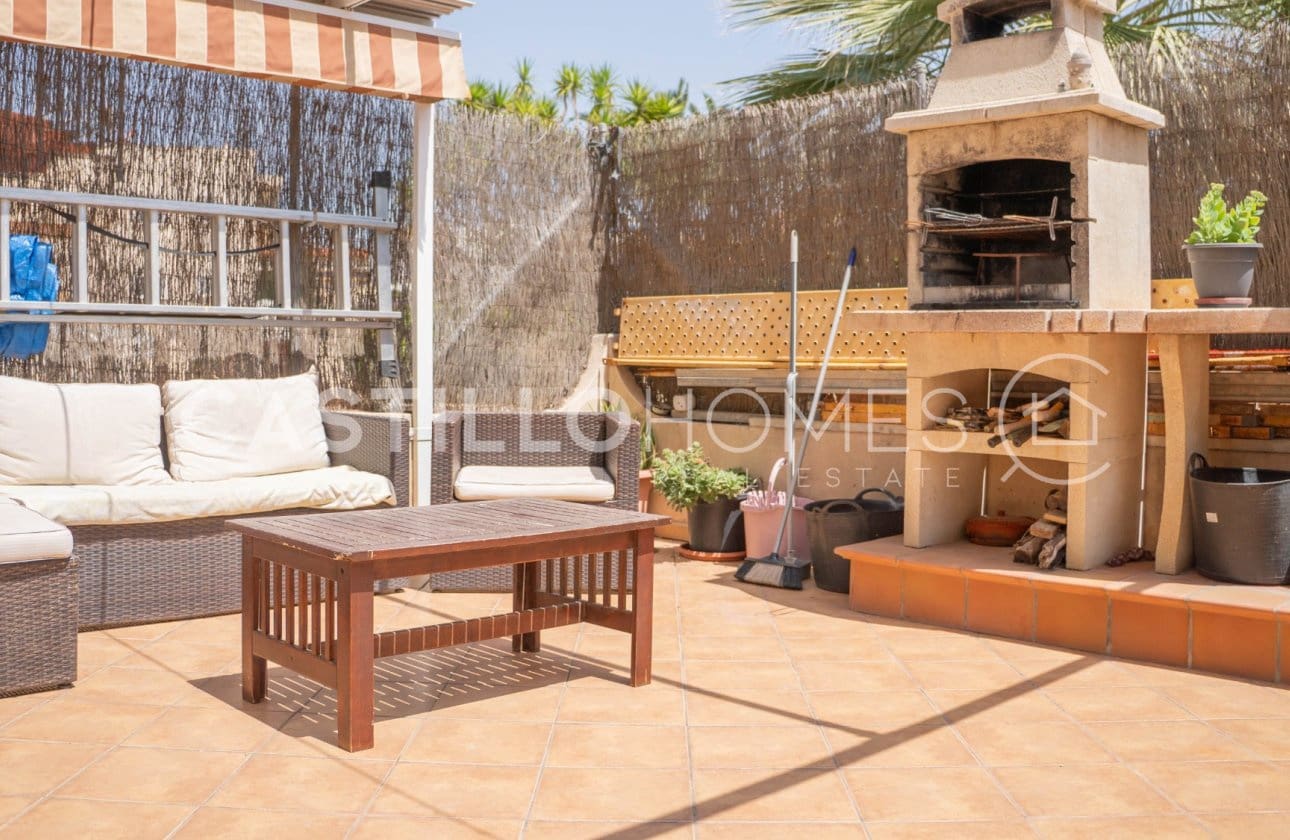 3 chambre Bungalow à vendre à La Florida avec piscine - 196 999 € (Ref: 9868940)