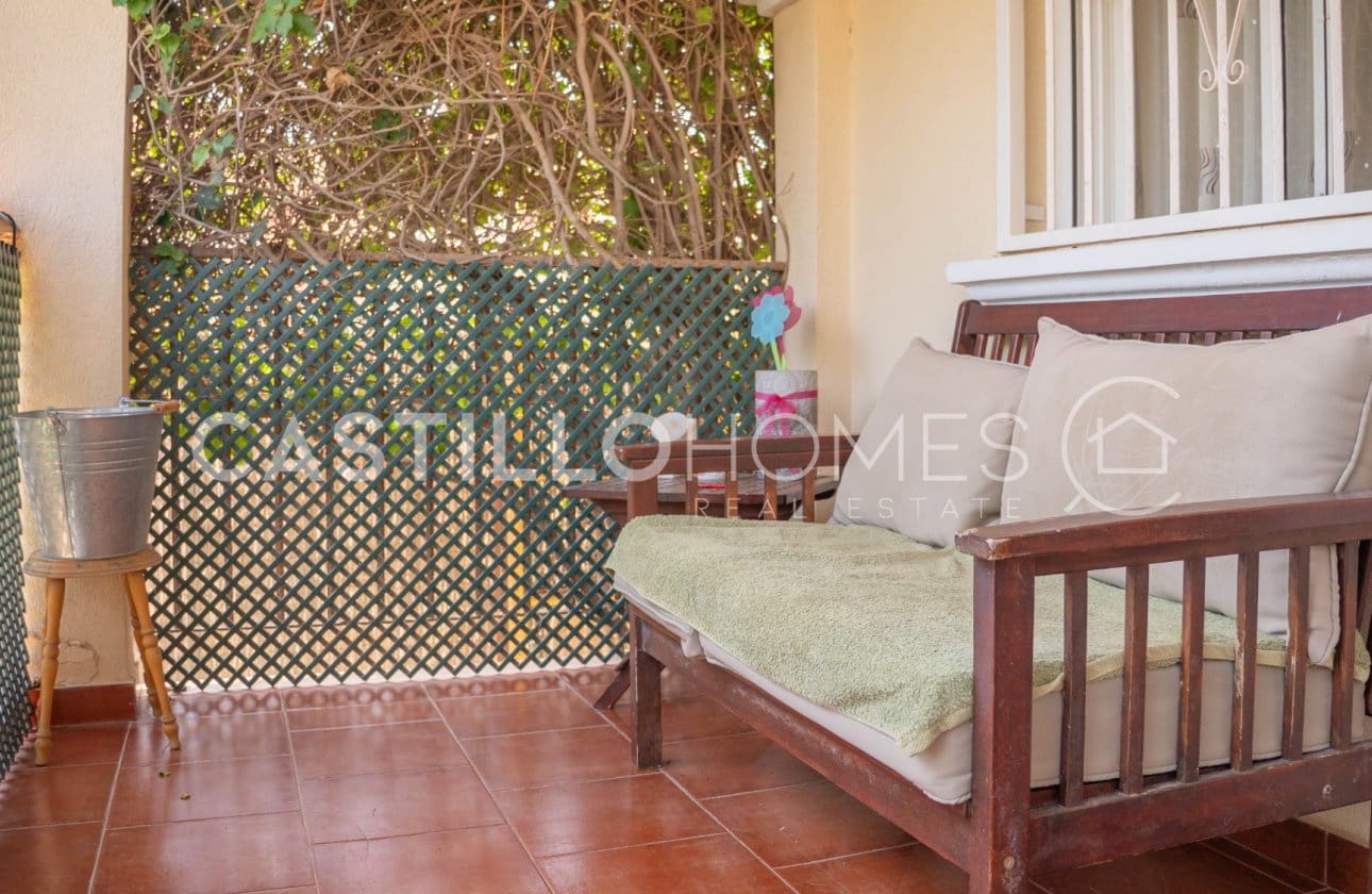 3 chambre Bungalow à vendre à La Florida avec piscine - 196 999 € (Ref: 9868940)