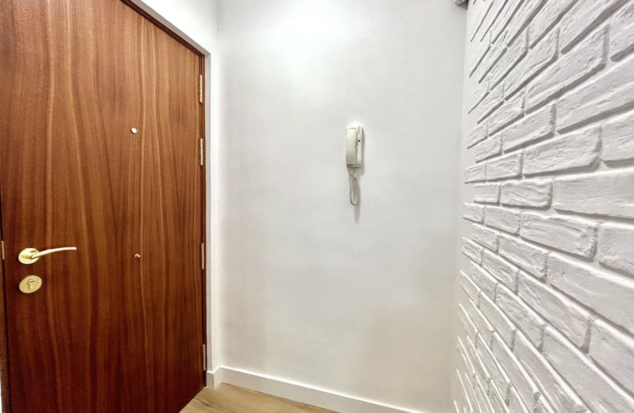 3 soveværelse Lejlighed til salg i Torrevieja - € 130.000 (Ref: 9868941)