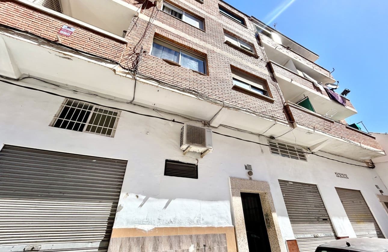 3 soveværelse Lejlighed til salg i Torrevieja - € 130.000 (Ref: 9868941)