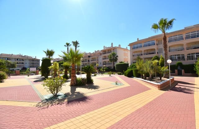 3 slaapkamer Appartement te koop in Playa Flamenca, Orihuela met zwembad garage - € 240.000 (Ref: 9885328)