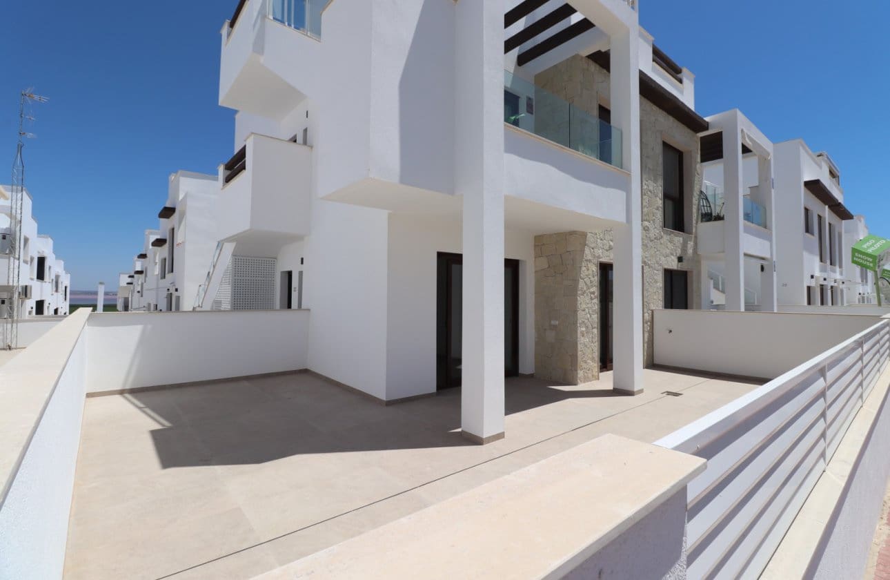 3 soveværelse Lejlighed til salg i Los Balcones med swimmingpool - € 310.000 (Ref: 9885331)