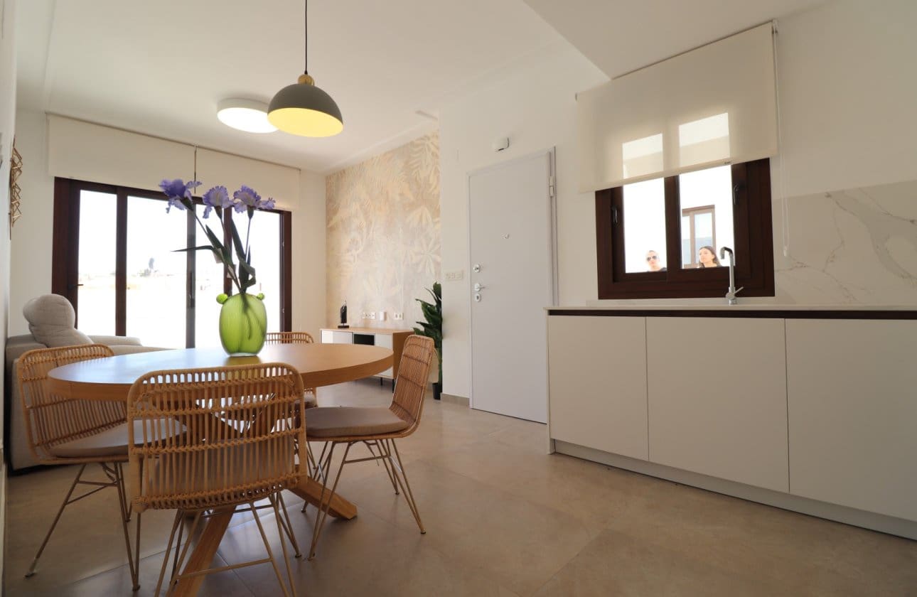 3 soveværelse Lejlighed til salg i Los Balcones med swimmingpool - € 310.000 (Ref: 9885331)