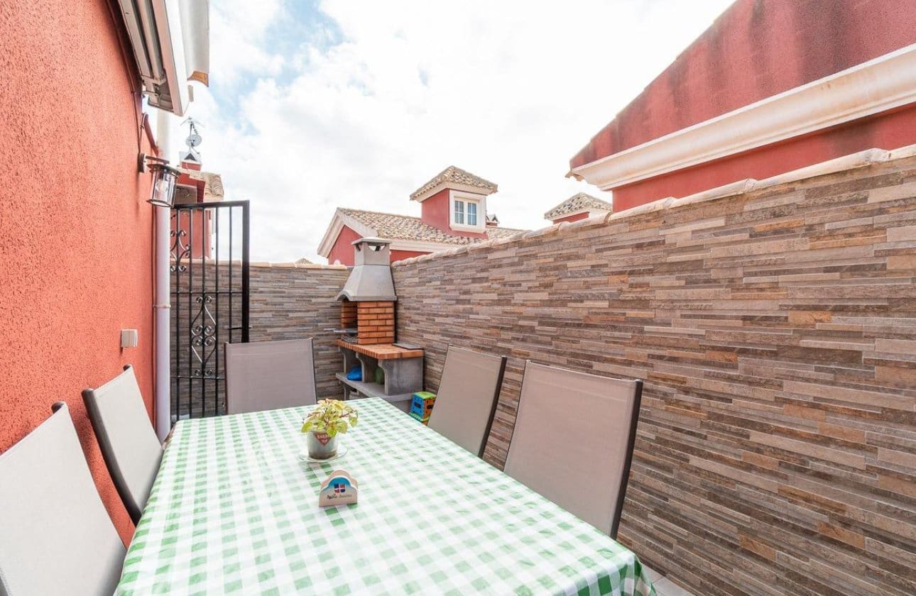 3 sovrum Hus till salu i Villamartin med pool - 229 000 € (Ref: 9901627)