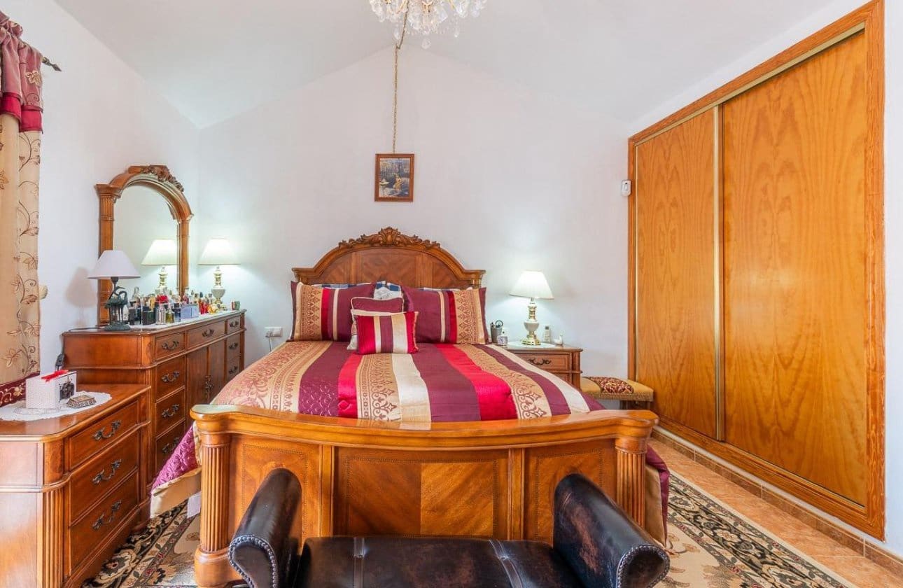 3 sovrum Hus till salu i Villamartin med pool - 229 000 € (Ref: 9901627)