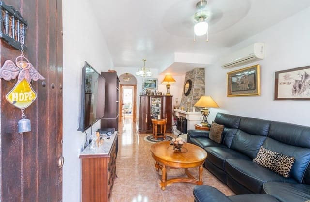 3 sypialnia Willa na sprzedaż w Villamartin, Orihuela z basenem - 229 000 € (Ref: 9901627)