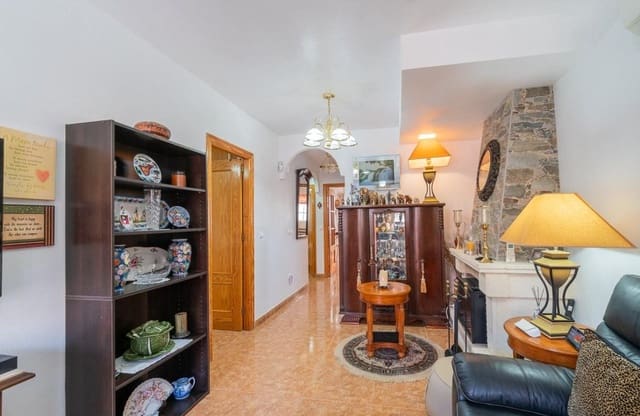 3 sypialnia Willa na sprzedaż w Villamartin, Orihuela z basenem - 229 000 € (Ref: 9901627)