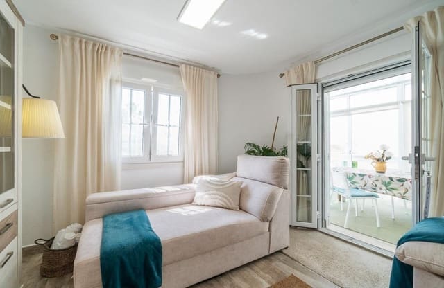 4 sovrum Hus till salu i Las Filipinas med pool - 399 000 € (Ref: 9901630)