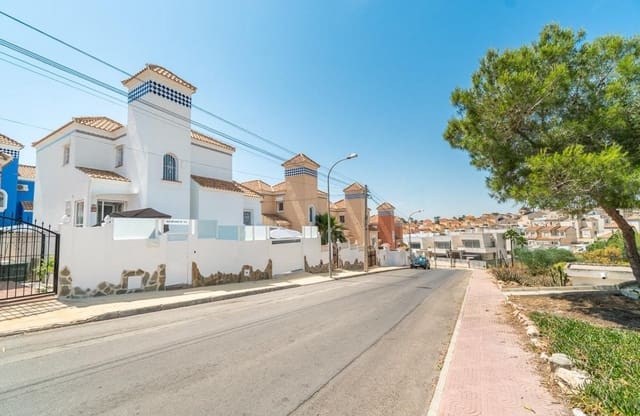 4 sovrum Hus till salu i Las Filipinas med pool - 399 000 € (Ref: 9901630)