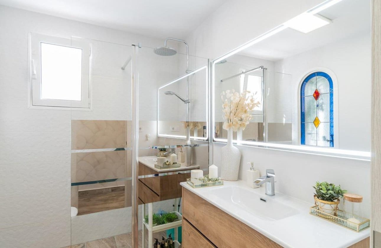 4 sovrum Hus till salu i Filipinas med pool - 399 000 € (Ref: 9901630)