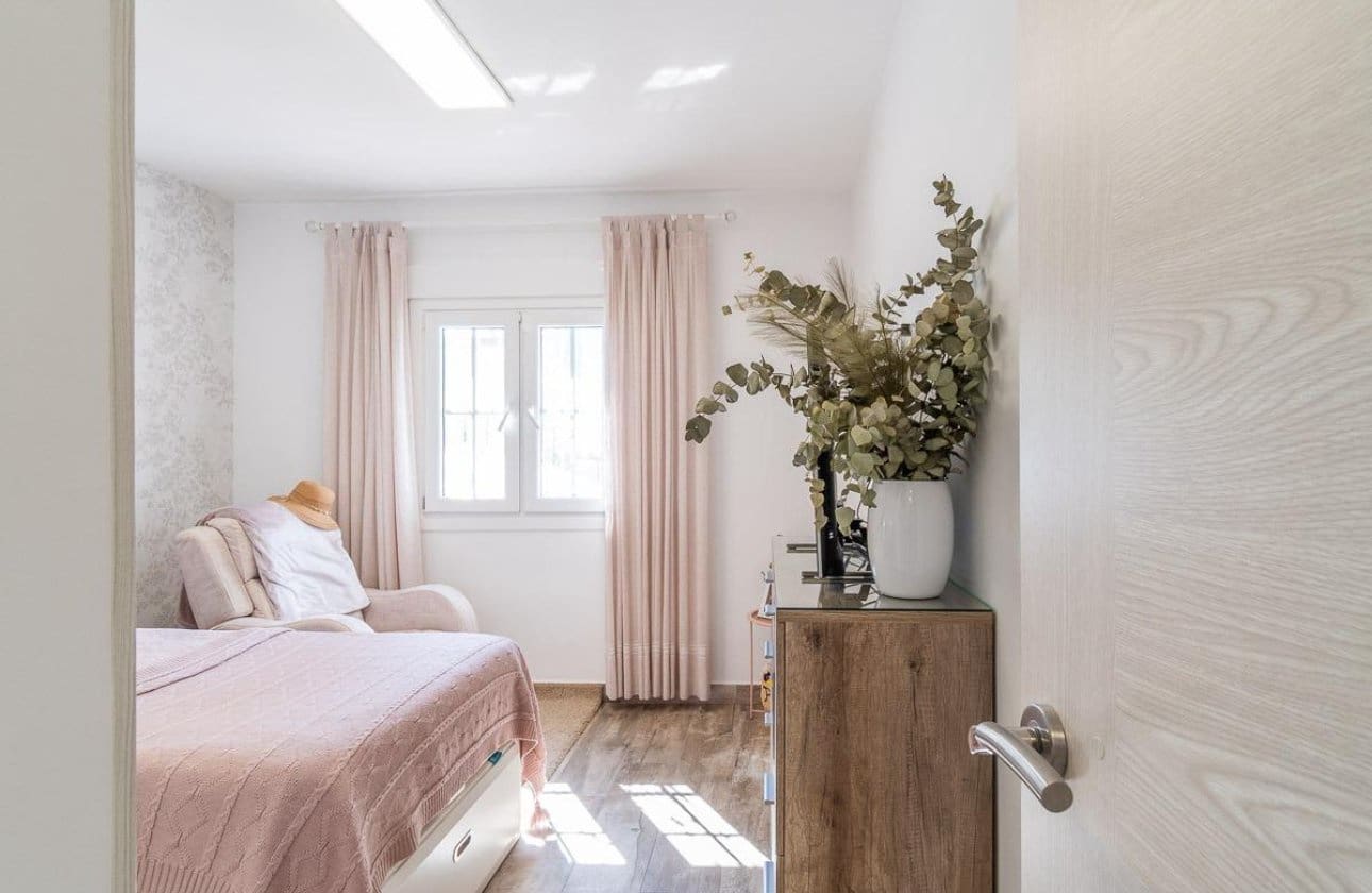 4 sovrum Hus till salu i Filipinas med pool - 399 000 € (Ref: 9901630)