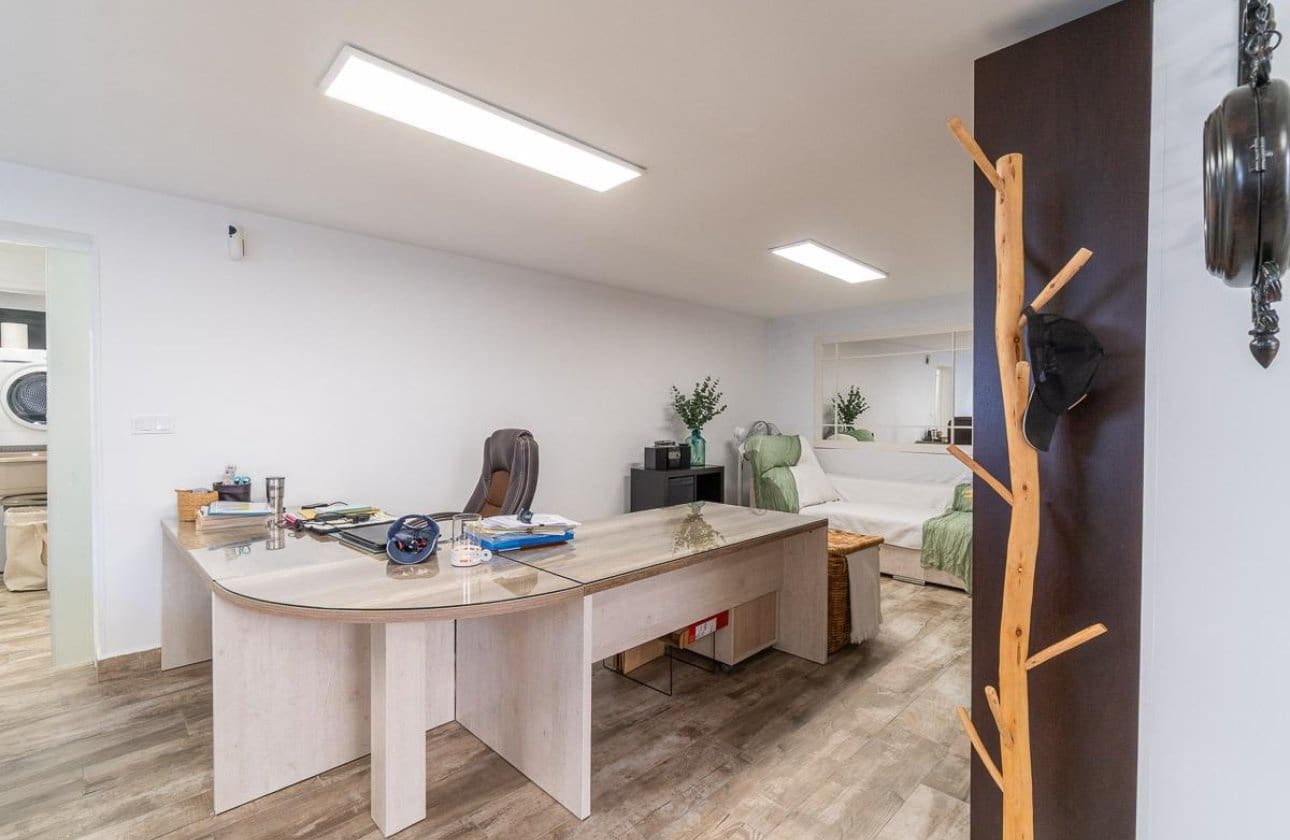 4 sovrum Hus till salu i Filipinas med pool - 399 000 € (Ref: 9901630)