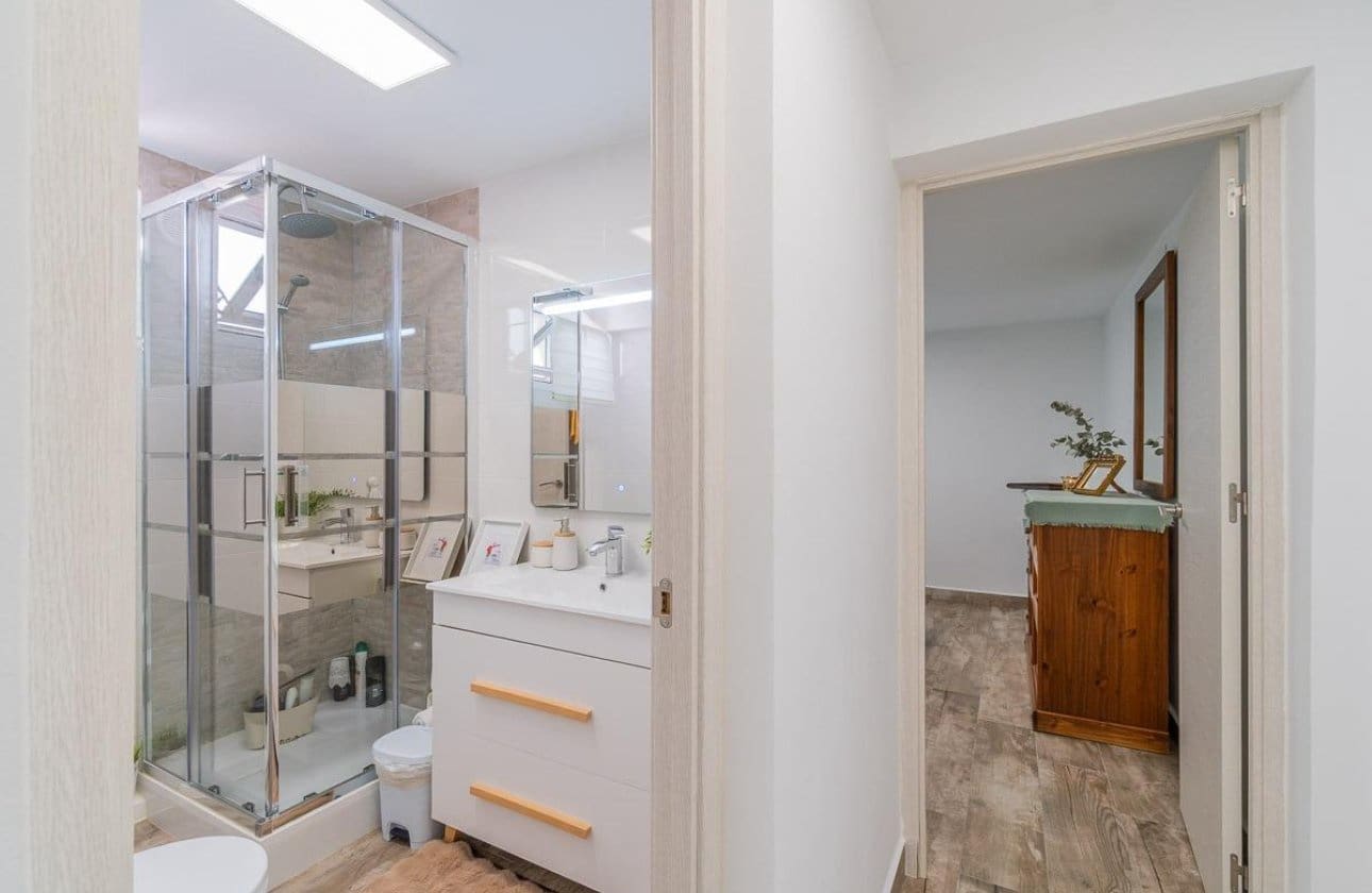 4 sovrum Hus till salu i Filipinas med pool - 399 000 € (Ref: 9901630)