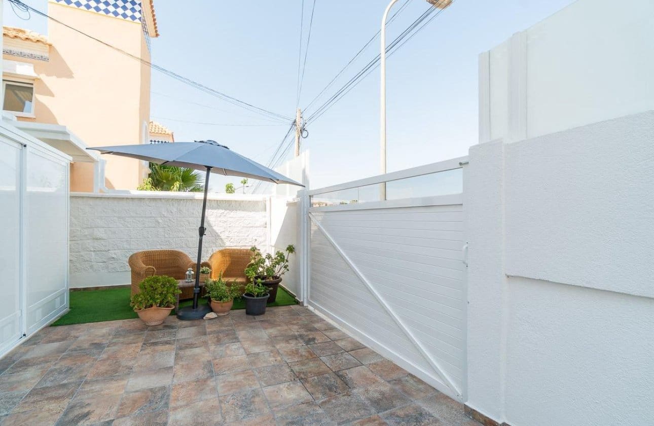 4 sovrum Hus till salu i Filipinas med pool - 399 000 € (Ref: 9901630)