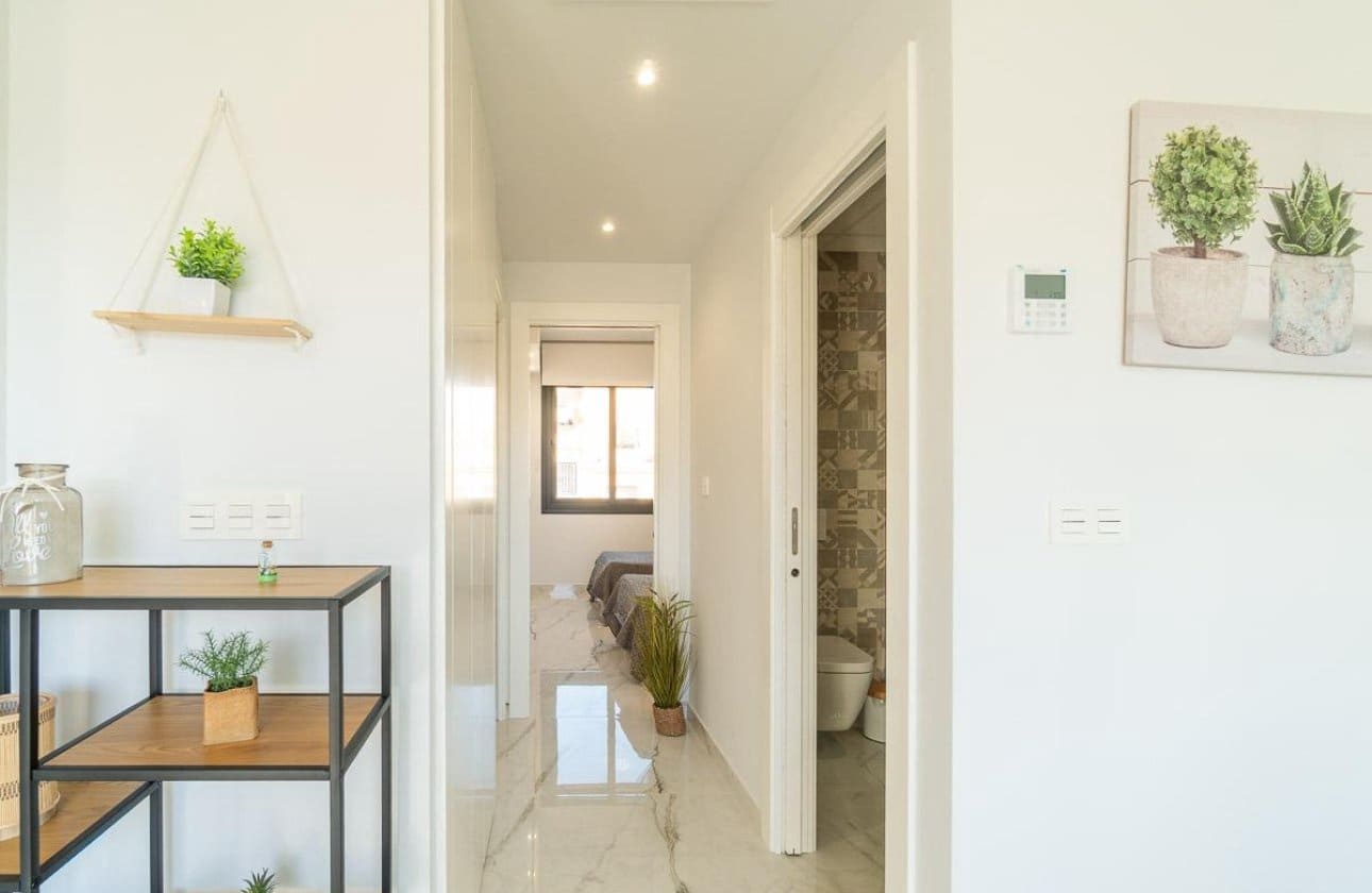 2 soveværelse Byhus til salg i Villamartin med swimmingpool - € 255.000 (Ref: 9901631)
