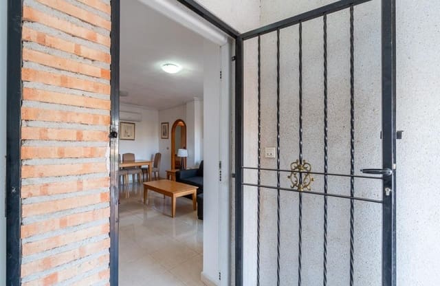 Apartamento de 2 habitaciones en Lomas de Cabo Roig - Los Dolses, Orihuela en venta con piscina - 135.000 € (Ref: 9901633)