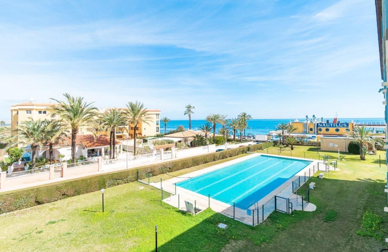 2 camera da letto Appartamento sulla Spiaggia in vendita in Orihuela Costa con piscina garage - 219.000 € (Rif: 9901634)