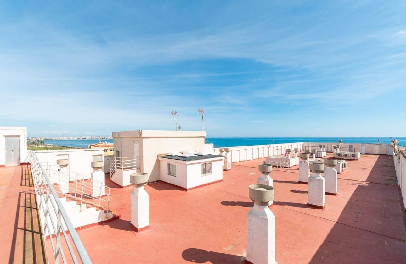 2 camera da letto Appartamento sulla Spiaggia in vendita in Orihuela Costa con piscina garage - 219.000 € (Rif: 9901634)