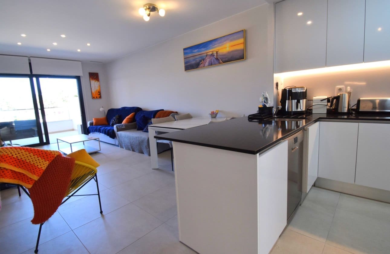 2 chambre Appartement à vendre à Playa Flamenca avec piscine - 365 000 € (Ref: 9901635)