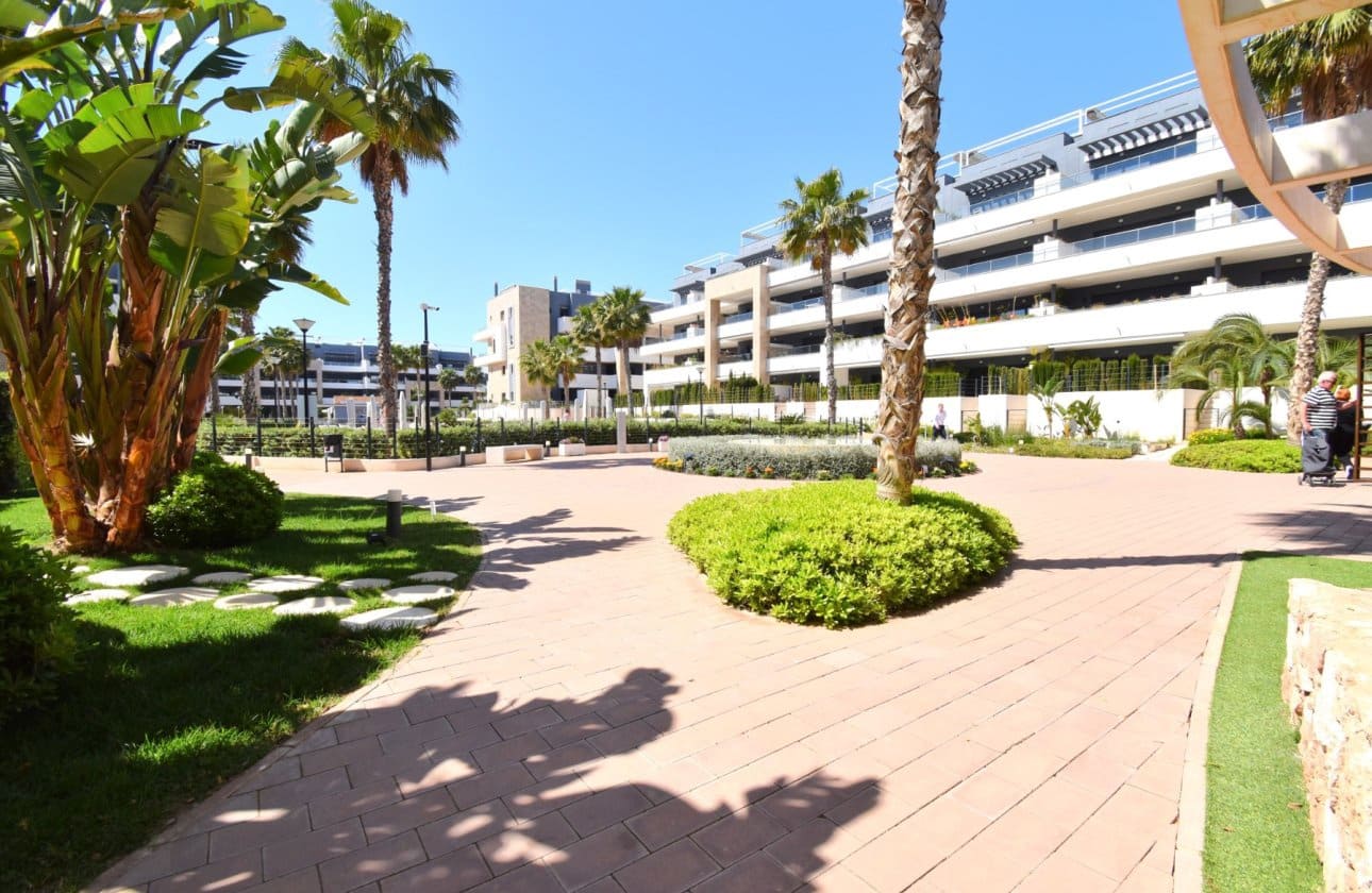 2 chambre Appartement à vendre à Playa Flamenca avec piscine - 365 000 € (Ref: 9901635)