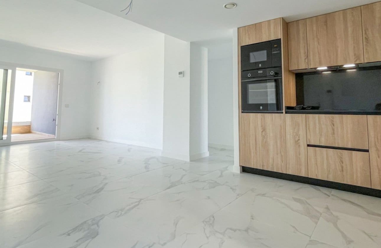 3 soveværelse Strandlejlighed til salg i Orihuela Costa med swimmingpool - € 579.900 (Ref: 9927902)