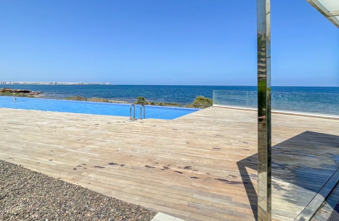 3 soveværelse Strandlejlighed til salg i Orihuela Costa med swimmingpool - € 579.900 (Ref: 9927902)