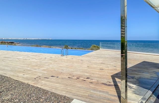 3 soveværelse Strandlejlighed til salg i Punta Prima, Orihuela med swimmingpool - € 579.900 (Ref: 9927902)