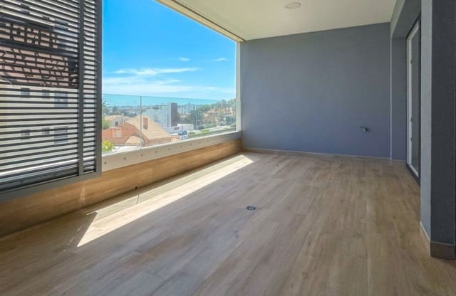 3 soveværelse Strandlejlighed til salg i Punta Prima, Orihuela med swimmingpool - € 579.900 (Ref: 9927902)